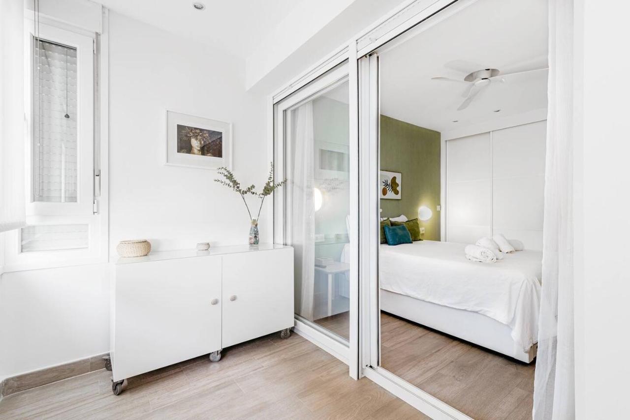 カディスCasa Brasil - 1ª Linea Playa Con Parking Incluidoアパートメント エクステリア 写真